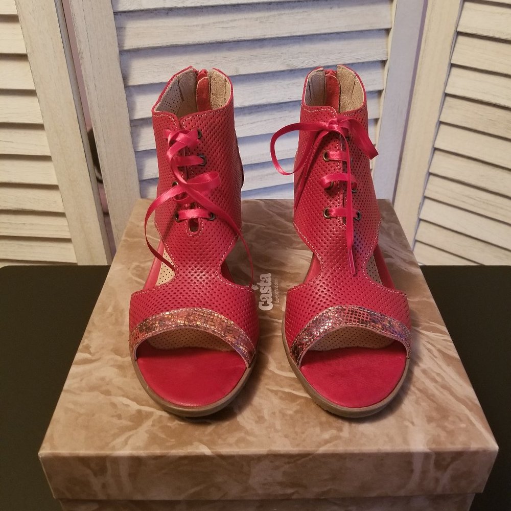 Casta ladies shoes